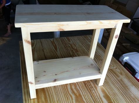 The Quaint Cottage Diy Simple End Table For Small Spaces
