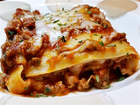 Delicious lasagna no ricotta how to make lasagna. Red Kitchen Recipes: Beef and Mozzarella Lasagna (without ...