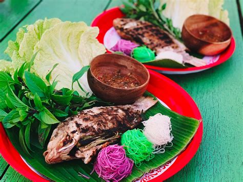Answering the phone to take messages or redirecting calls to appropriate colleagues communicate with customers batu pahat. This Spot In Johor Lets You Savour Halal Thai Street Food ...