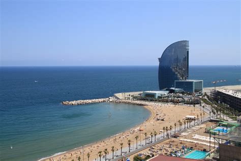 Non, il n'y a pas de bus direct depuis barcelone jusqu'à espagne. TOP 5 des plus belles plages de Barcelone