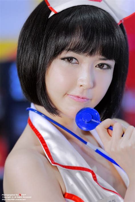 Gebelet Japanese And Korean Sexy Actress Car Race Model Kang Yui Bikini Pictures Photos Biography