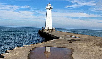 Lac ontario) ist der kleinste der fünf großen seen durch den ontariosee verläuft die grenze der vereinigten staaten zu kanada. Die Größten Seen Im Staat New York