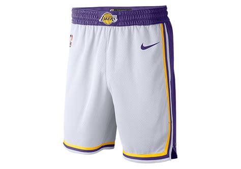 Did you scroll all this way to get facts about nike trainingsanzug? NIKE NBA LOS ANGELES LAKERS SWINGMAN HOME SHORTS WHITE für ...