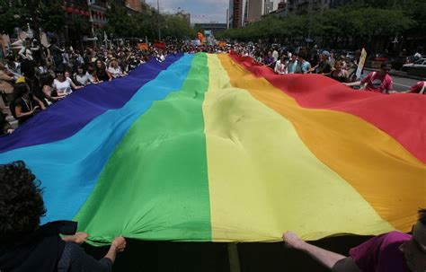 Discriminations Près De 90 Des Personnes Lgbt Se Disent Intégrées Au Travail Selon Une étude