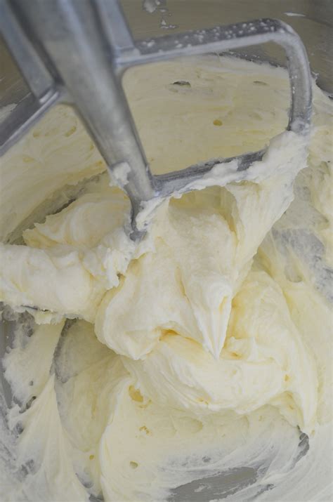 Video Small Batch Vanilla Buttercream Frosting
