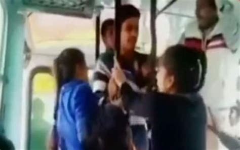 Video Indian Women Captured Fighting Off Sexual Attackers On Bus