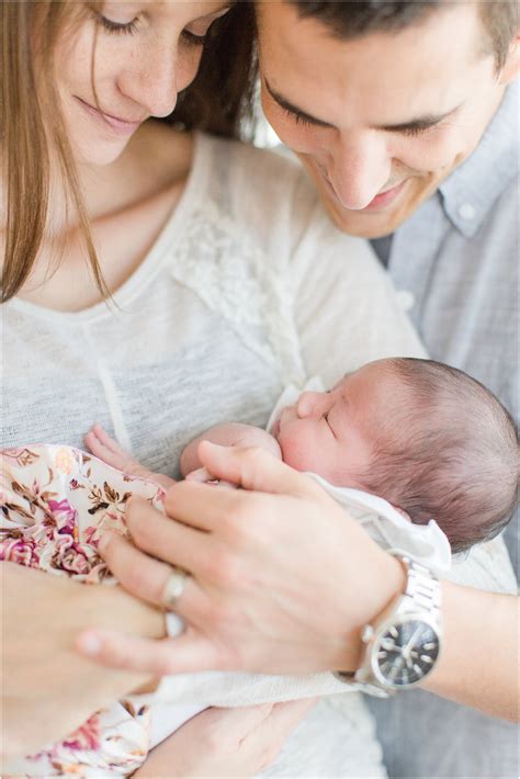 Indianapolis Lifestyle Newborn Photographer Baby Violet Sami Renee