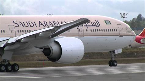 Saudi Arabian Airlines 777 Takeoff Youtube