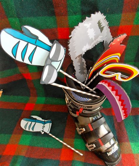 You will find several ideas for mountain living and cabin decorating in this category, such as snowshoes, snowshoe lamps, snowshoe wall hangings, vintage style ski signs, and much more! Giggleberry Creations!: Skiing themed 40th birthday party ...