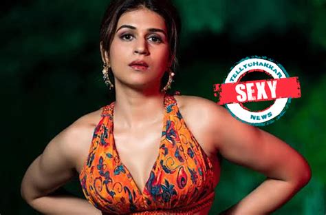 Sexy Here Are The Times Actress Shraddha Das Raised Temperature With Her Hotness Gogospoiler