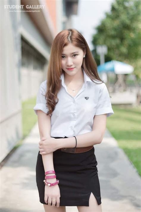 Ghim Trên นักศึกษาไทย500600