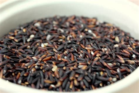 The black rice scientific name is oryza stative species which has high nutritional value along with antioxidants. Ho Jiak (Best Asian Food, Home Cooks, Recipes): Black ...