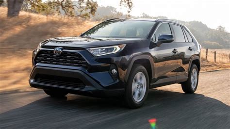 2021 Toyota Rav4 Hybrid Buyers Guide Reviews Specs Comparisons