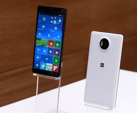 Microsoft Lumia 950 Xl Taking Orders Release December 11