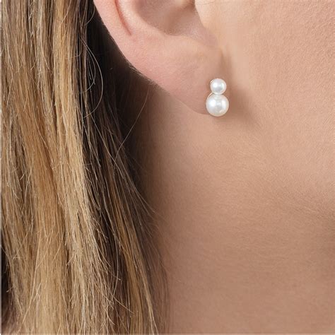 9ct Yellow Gold Graduated Pearl Stud Earrings London Road Jewellery