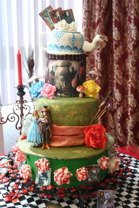 Alice In Wonderland Wedding Cakes
