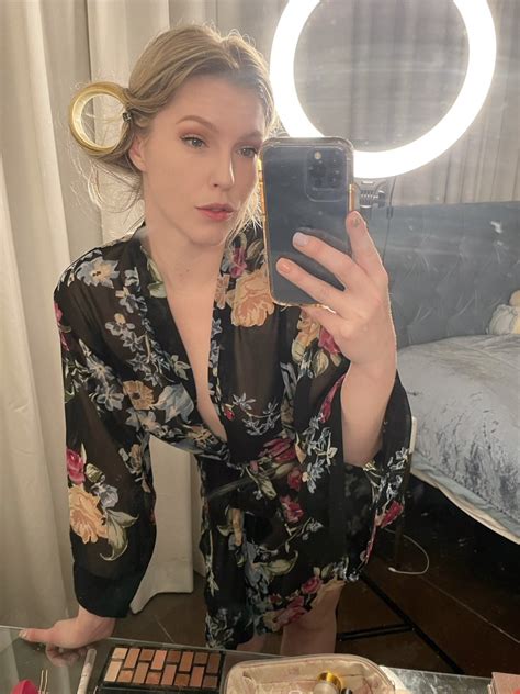 Ella Nova On Twitter Doing My Make Up Before Sex Is Like