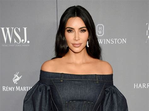 Kim Kardashian Daughter Chicago Moms Lookalike In New Photo Sheknows