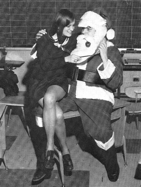 20 Candid Vintage Snapshots Of Beautiful Young Girls Sitting On Santas Lap ~ Vintage Everyday