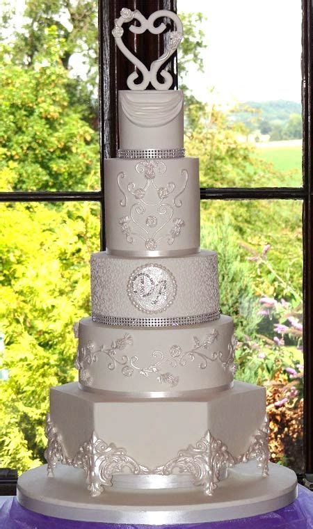 Top 50 Uk Wedding Cake Designers Uk Wedding Cakes Wedding Cake