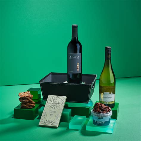 Dynamic Duo - Wally's Wine & Spirits