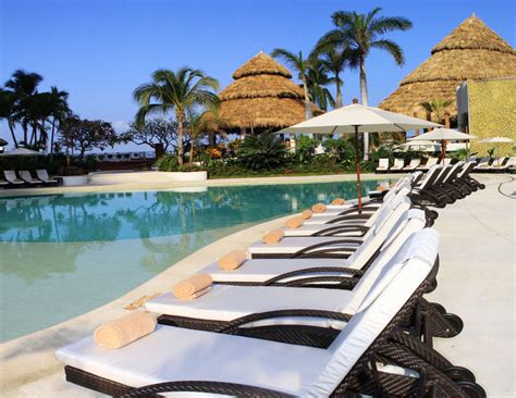 Dreams Acapulco Resort And Spa Mexico Blue Bay Travel