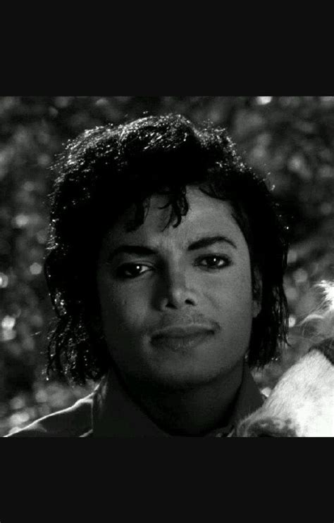 Pin By Julie Camp On Mj Michael Jackson Michael Jackson Pics Michael J