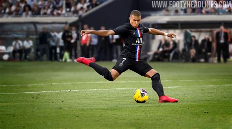 Support your favorite international club with the 2019/20 jordan® psg 4th match jersey from soccerpro.com. Jordan PSG 19-20 Fourth Kit Released - Footy Headlines