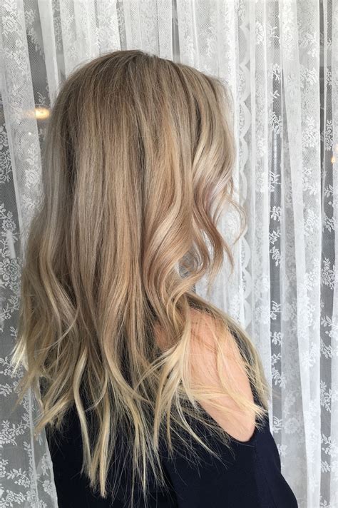 Buttery Blonde Balayage Done By Shannon Hairdosbyshan Buttery Blonde Blonde Balayage Long