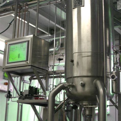Because of this, we can now develop cell lines in less than 5 months. xCUBIO in-situ for Algae Fermentation | Algenbioreaktor