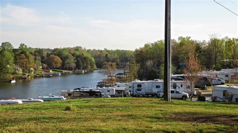 Norman arkansas ar campgrounds, a free guide to research, call, map or link directly to camping and boondocking nearest to norman. BLUE SKY AHEAD: Lake Norman RV Resort