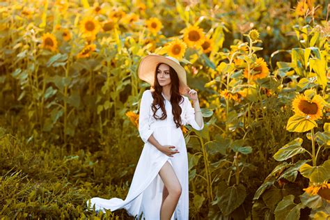 How To Get Stunning Maternity Photos Ideas For Maternity
