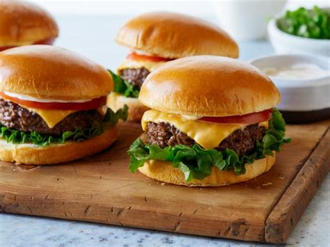 How To Make Easy Classic Hamburgers Hamburgers Recipe Food Network