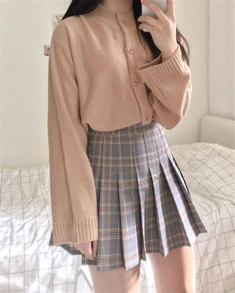 15 Aesthetic And Stylish Plaid Skirt Outfits You Must Wear Now Kawaii