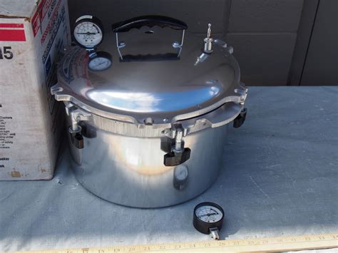 All American Cast Aluminum Pressure Cannercooker With Extra Gauge