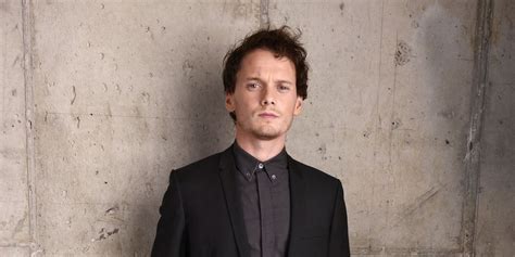 star trek actor anton yelchin dies in a car accident at 27