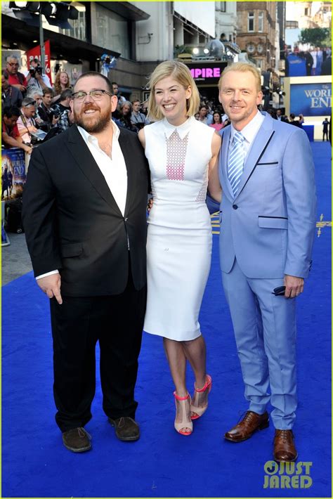 Simon Pegg And Rosamund Pike The Worlds End Premiere Photo 2907728