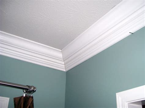 My tips and tricks to get a perfect finish and no taping required. Can't figure out the angles for crown moulding ...