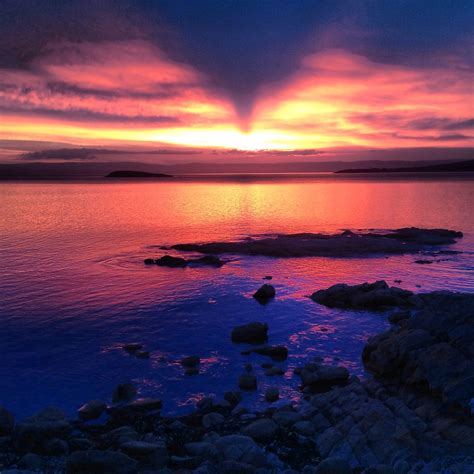 Day Light Savings Sunset Calm Waters Tasmania