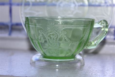 Green Depression Glass Cup And Saucer Cameo Ballerina Vintage 1930s