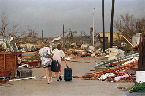 Hurricane Andrews Legacy Like A Bomb In Florida Wusf News