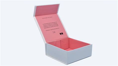 Custom Logo Luxury Packaging Box Design Flodable Paper Cardboard Magnetic White T Shipping