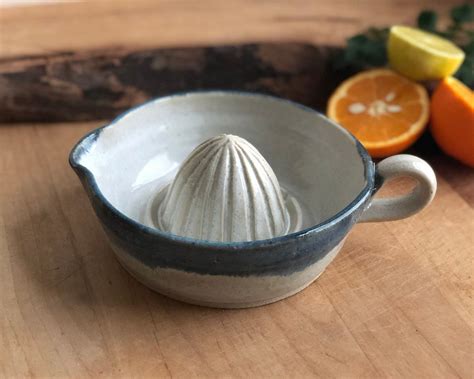 Before diving into the review, let us see what benefits you can get if you opt for this manual juicer. Ceramic Citrus Juicer - Citrus Reamer - Handmade Ceramic ...