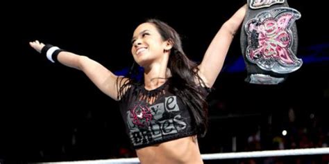 AJ Lee Responds To Alleged Nude Fappening Leak