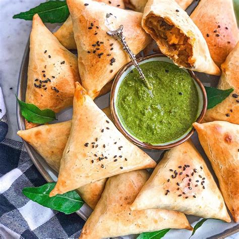 10 Easy & Delicious Dinner Recipes You'll Want to Try Tonight