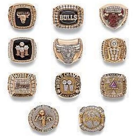 A twitter follower asked phil jackson to post a picture of his two new york knicks championship rings. Phil Jackson joins Twitter, makes his championship rings ...