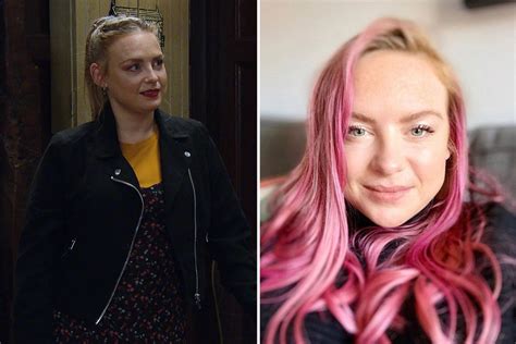 Emmerdales Amy Wyatt Actress Natalie Ann Jamieson Shows Off Pink Hair