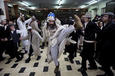 Orthodox Jewish People Celebrate Purim In Jerusalem Daily Mail Online