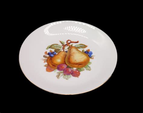 Four Hutschenreuther Bavarian Fruit Salad Plates Made In Germany