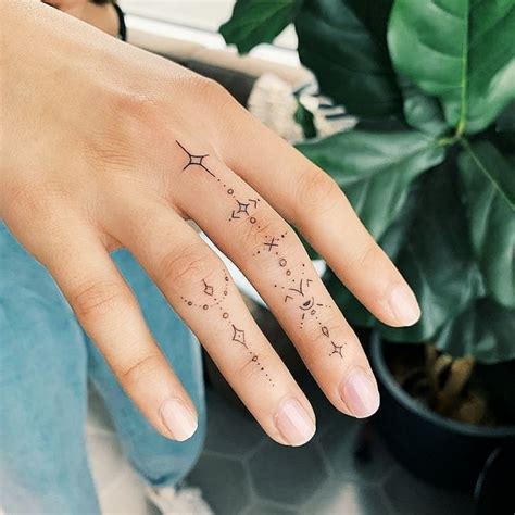 Finger Tattoo Ideas For Women Photos